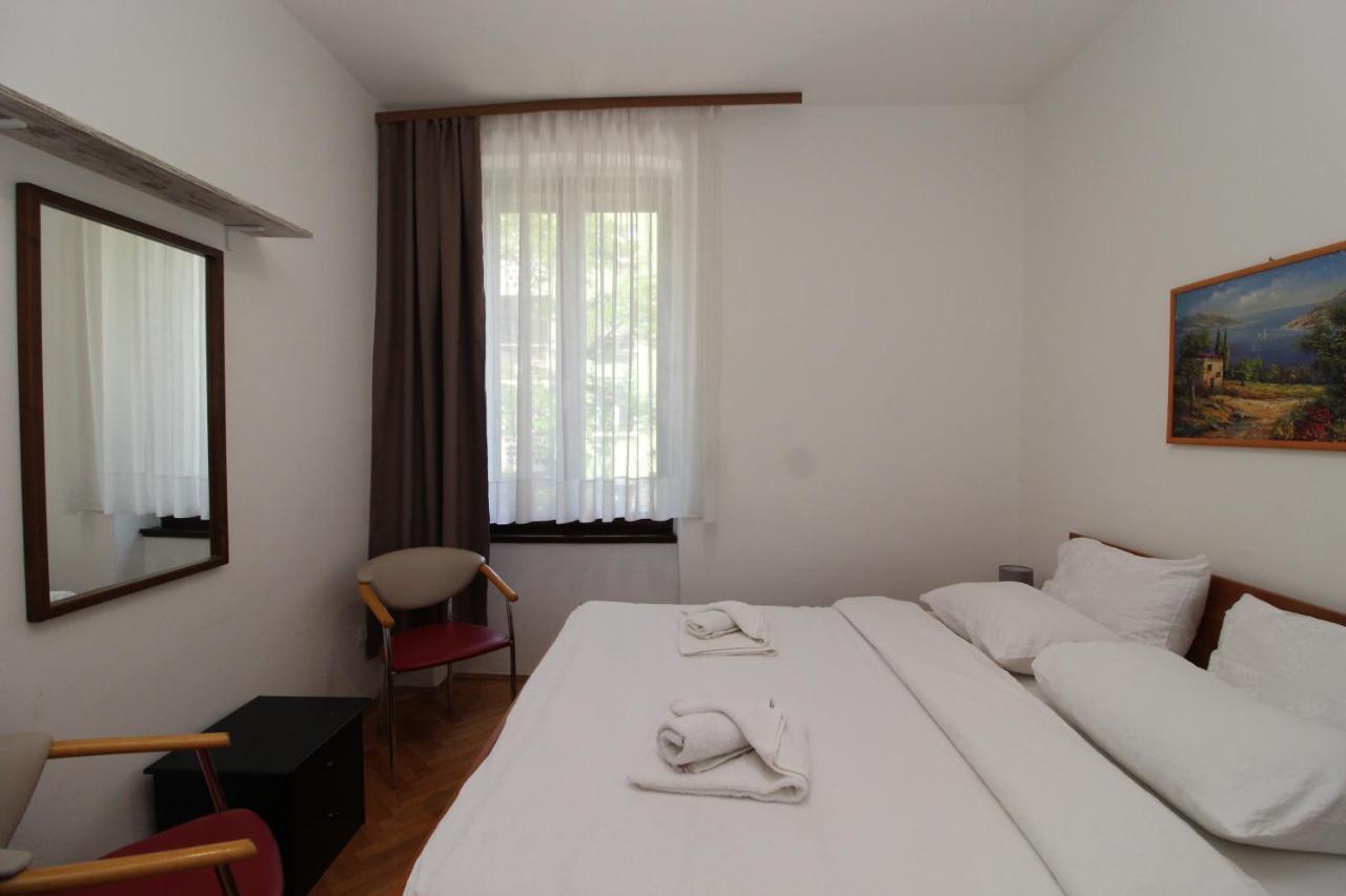 Se-Na Apartment Pula Luaran gambar